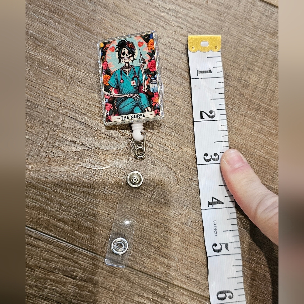 💜 (4 For $20) Work Funny Clip On Badge - Picture 2 of 2